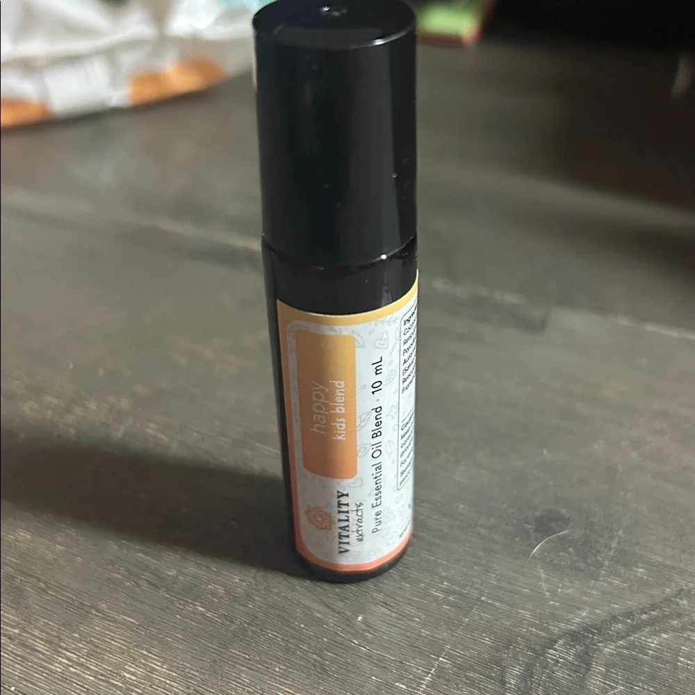 Vitality Essential‎ Oils - Happy - Kids Blend rollerball applicator